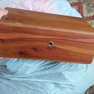 Lane Cedar Chest. Vintage Jewelry Or Trinket Box.